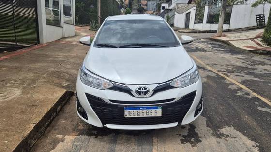 TOYOTA YARIS 1.5 16V FLEX SEDAN XS CONNECT MULTIDRIVE